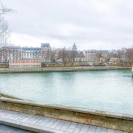 Saint-louis By B'your
